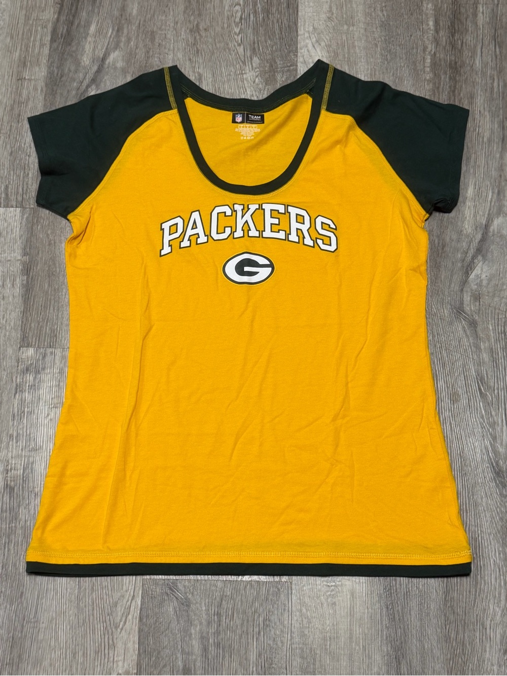 NFL Green Bay Packers Yellow & Green Scoop Neck Tee